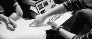 Person doing Quiz Innovation photo